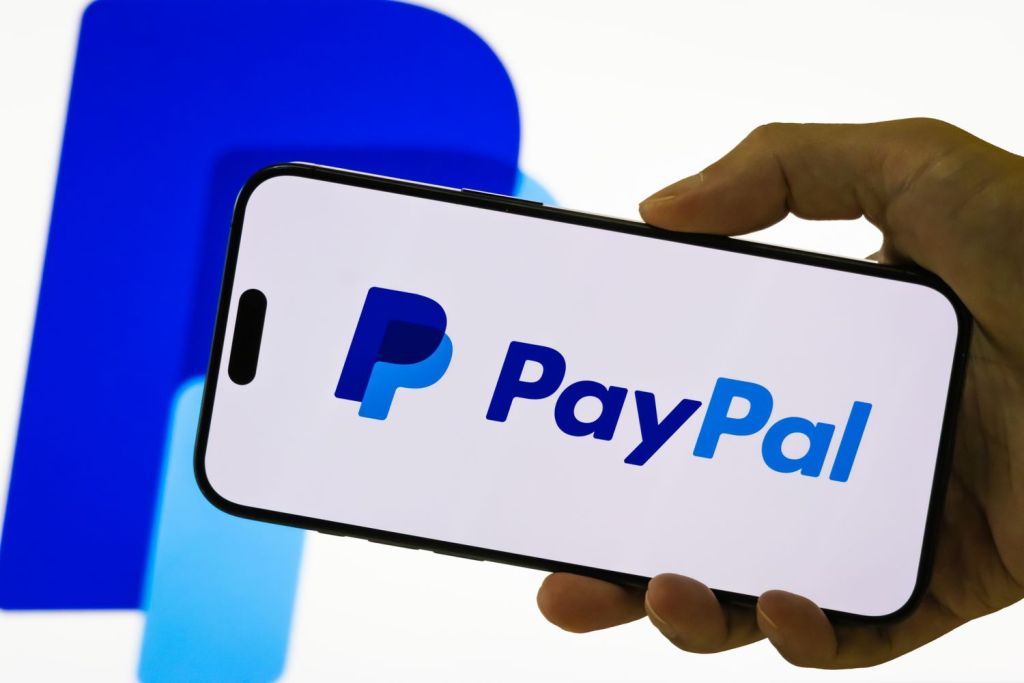 paypal-has-officially-applied-to-become-a-bank